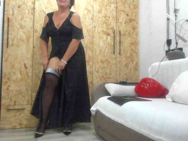 KyliePage1 webcam