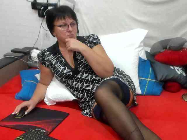 KyliePage1 KyliePage1