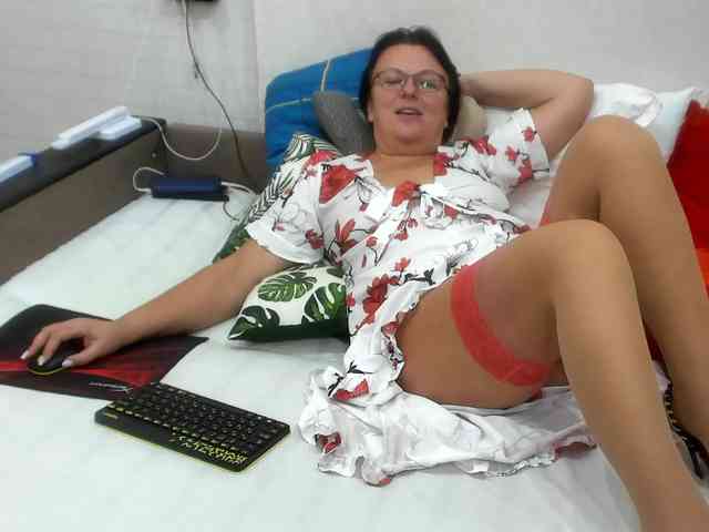 KyliePage1 KyliePage1