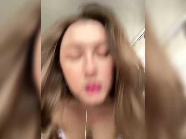 Marsellyna's BongaCams show and profile