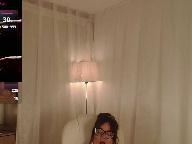 leilamendez's BongaCams show and profile