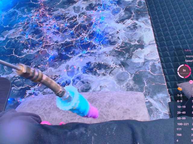 23-Mandarinka's BongaCams show and profile