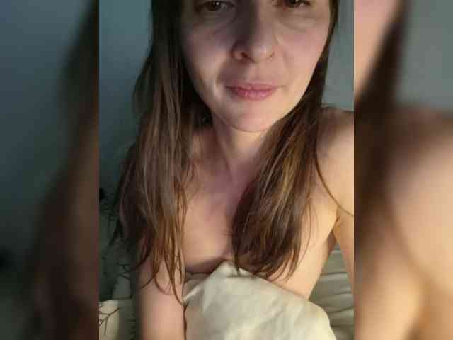 monikaG webcam