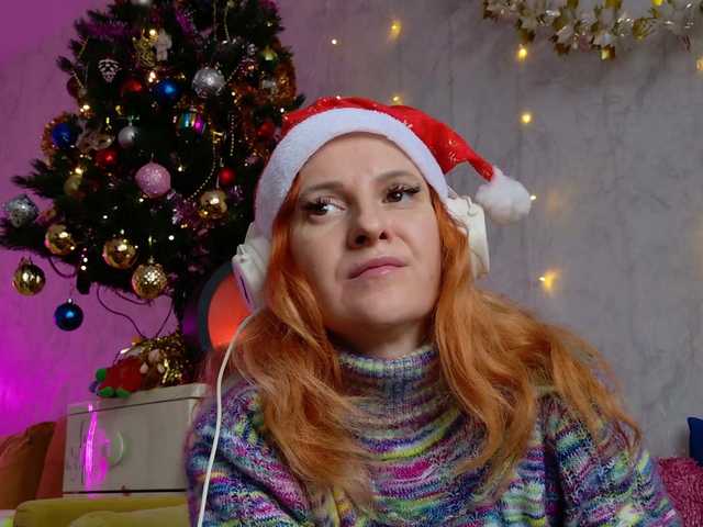 ladybigsmile's BongaCams show and profile