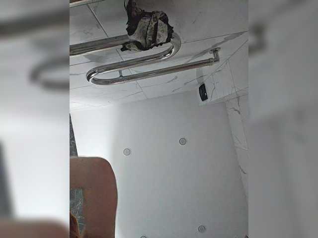 ladybigsmile's BongaCams show and profile