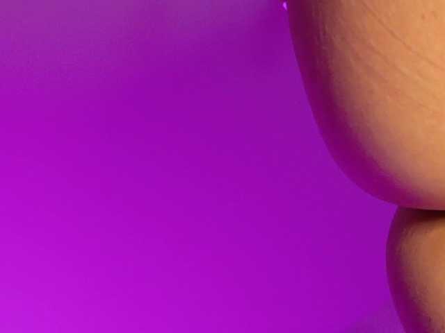 ladybigsmile's BongaCams profile