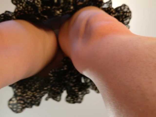 ladybigsmile's BongaCams show and profile