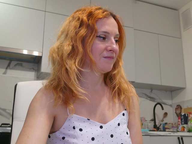 ladybigsmile from BongaCams is Freechat