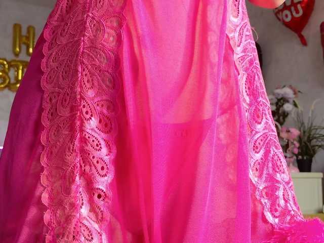 ladybigsmile's BongaCams show and profile