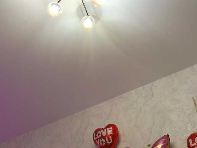 ladybigsmile's BongaCams show and profile