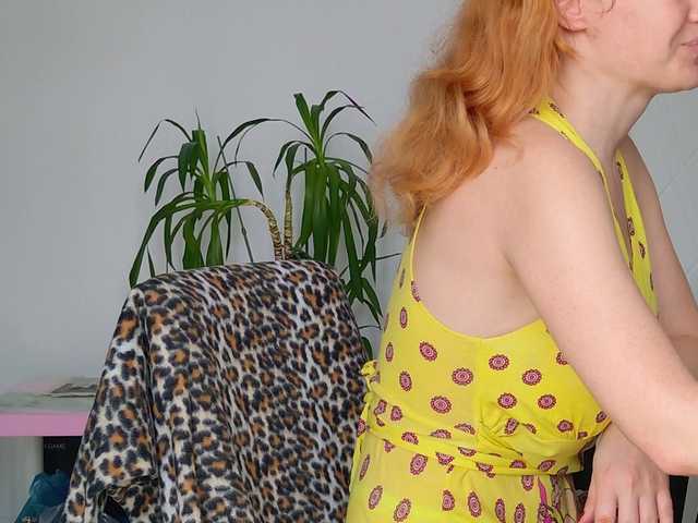 ladybigsmile's BongaCams show and profile