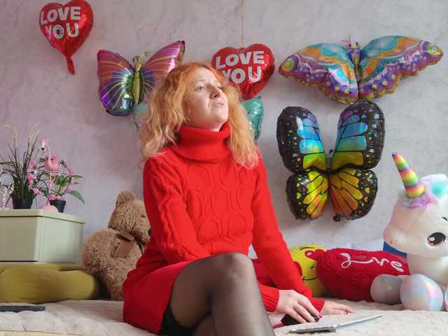 ladybigsmile's BongaCams show and profile