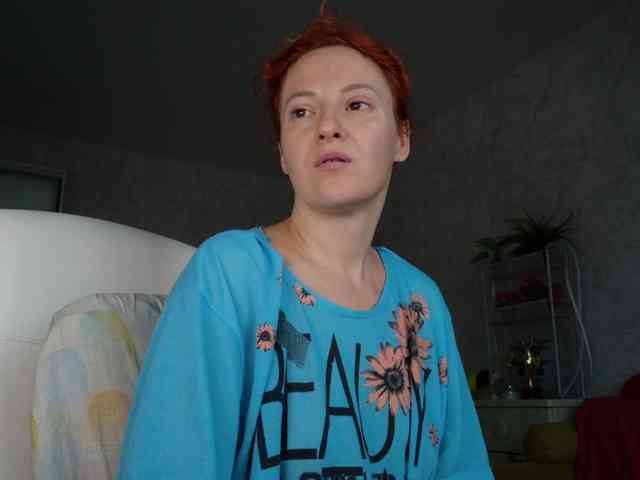 ladybigsmile Live Webcam on BongaCams