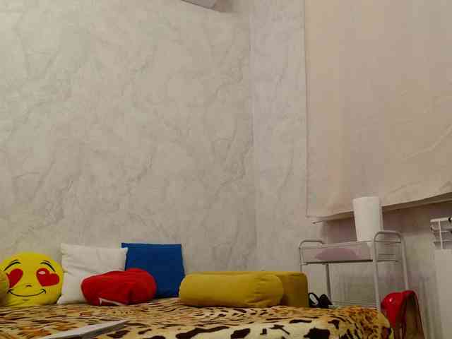 ladybigsmile Live Webcam on BongaCams