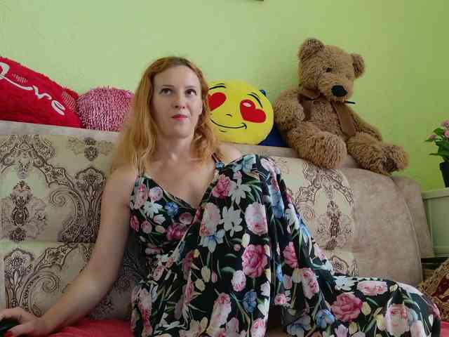 ladybigsmile webcam