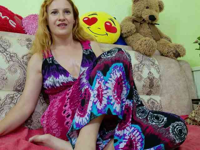 ladybigsmile webcam