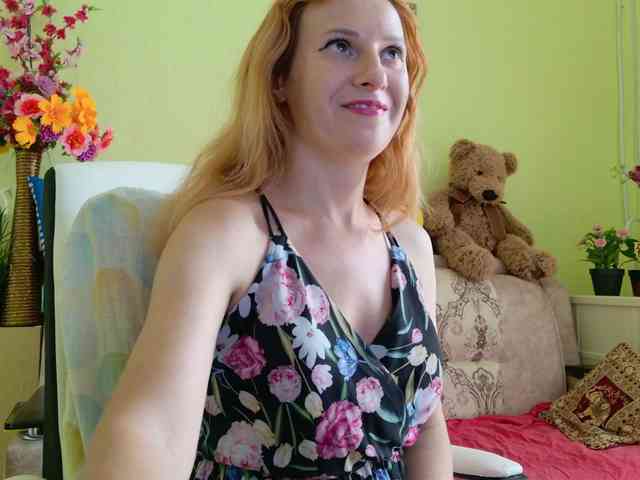ladybigsmile webcam