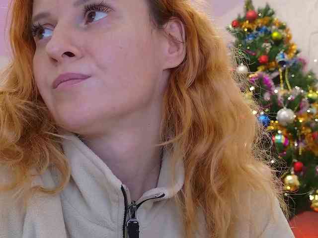 ladybigsmile Live Webcam on BongaCams