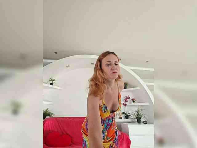 ladybigsmile webcam