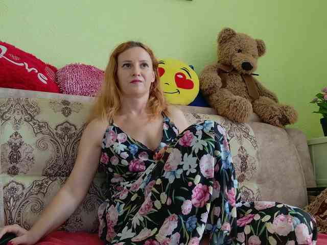 ladybigsmile webcam