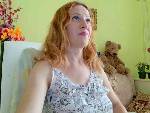 ladybigsmile webcam