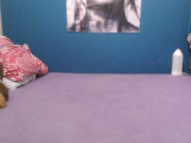 NADINNNE's BongaCams show and profile