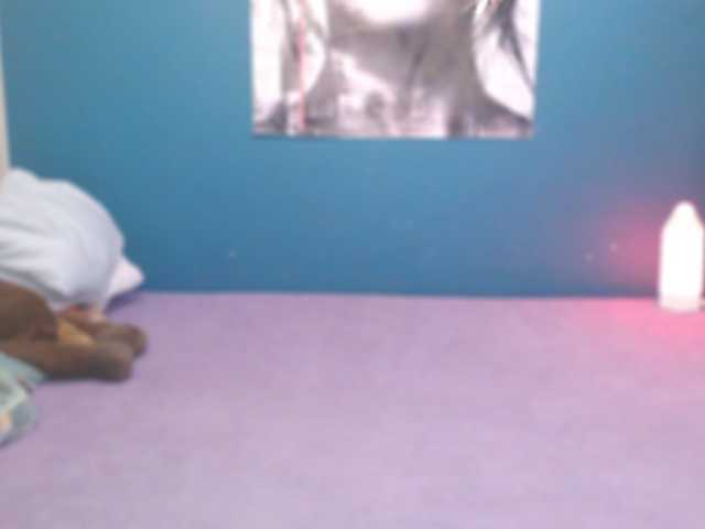 NADINNNE's BongaCams show and profile