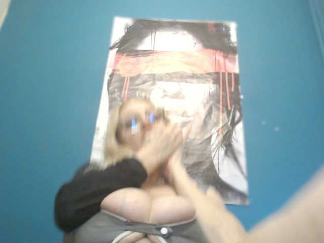 NADINNNE's BongaCams show and profile