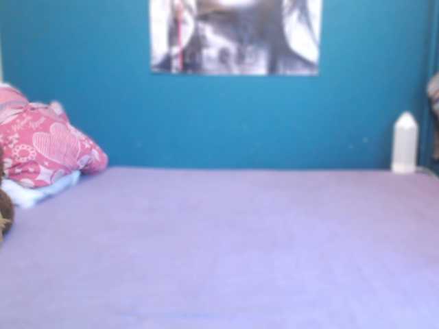 NADINNNE's BongaCams show and profile