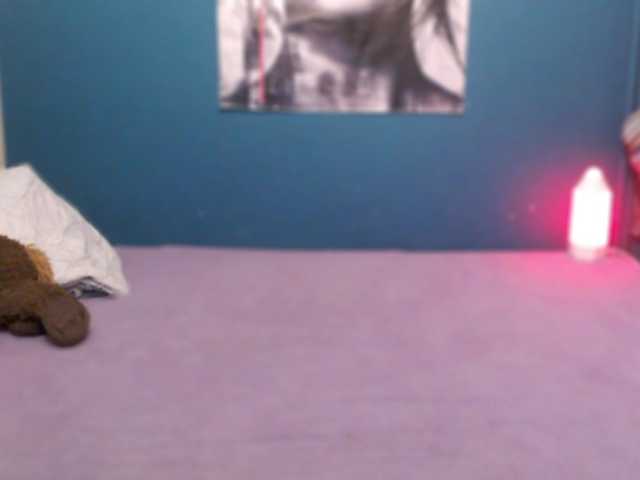 NADINNNE's BongaCams show and profile