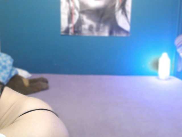 NADINNNE's BongaCams show and profile