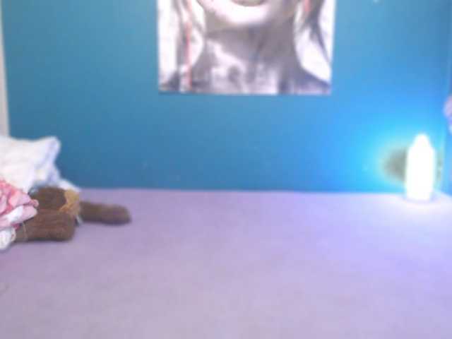 NADINNNE's BongaCams show and profile