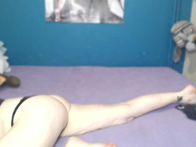 NADINNNE's BongaCams show and profile