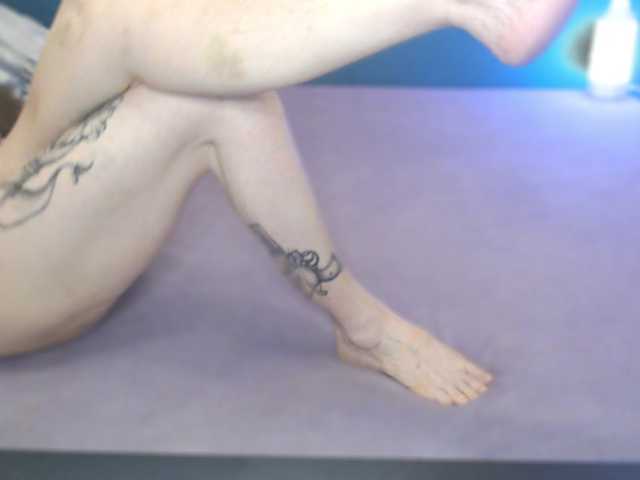 NADINNNE's BongaCams show and profile