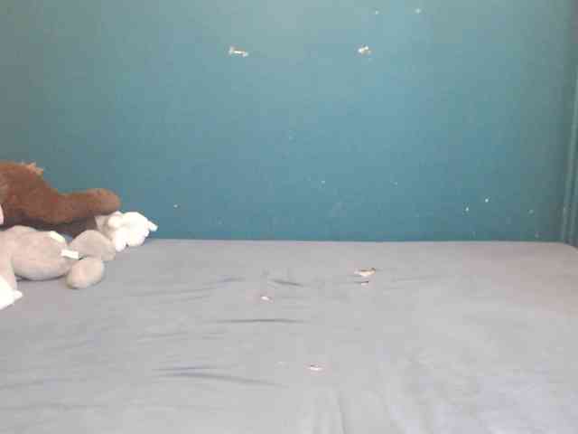 NADINNNE webcam