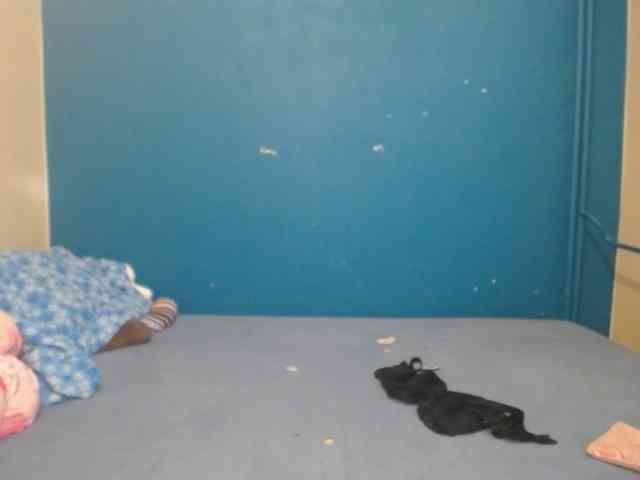 NADINNNE webcam