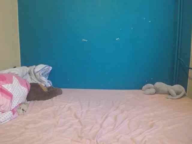 NADINNNE webcam