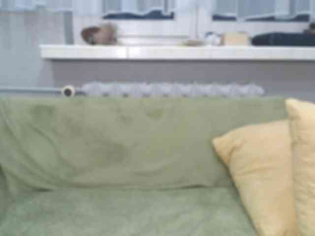 NADINNNE webcam