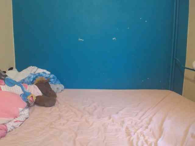 NADINNNE webcam