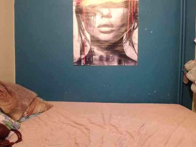 NADINNNE webcam