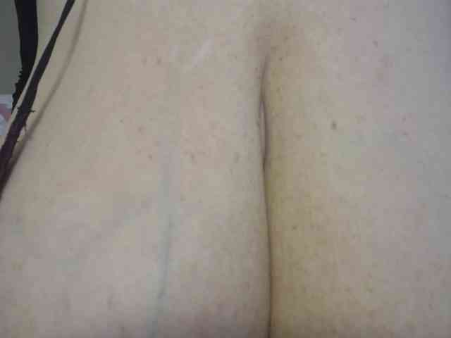 NADINNNE webcam