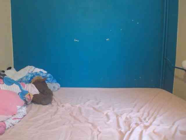 NADINNNE webcam