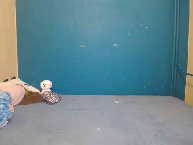 NADINNNE webcam
