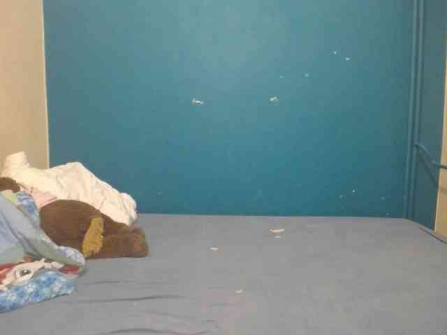 NADINNNE webcam