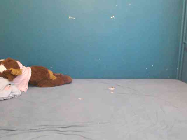 NADINNNE webcam