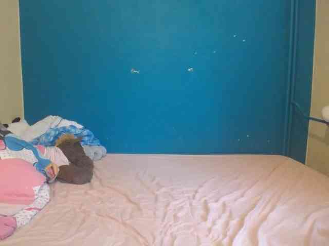 NADINNNE webcam