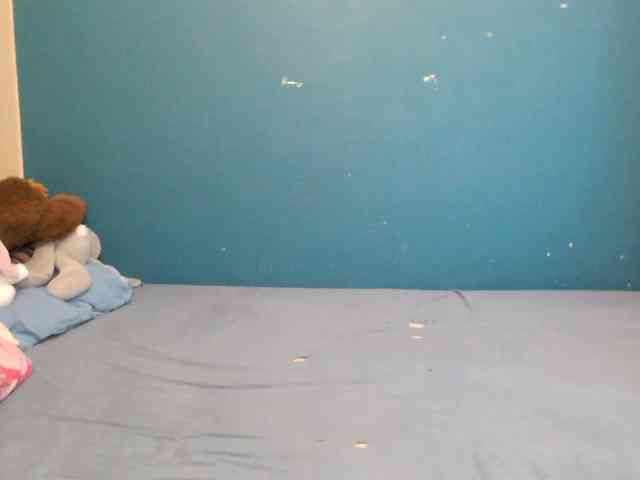 NADINNNE webcam