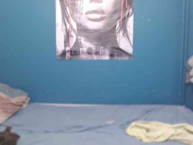 NADINNNE webcam