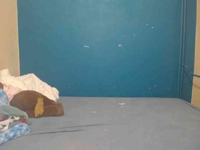 NADINNNE webcam