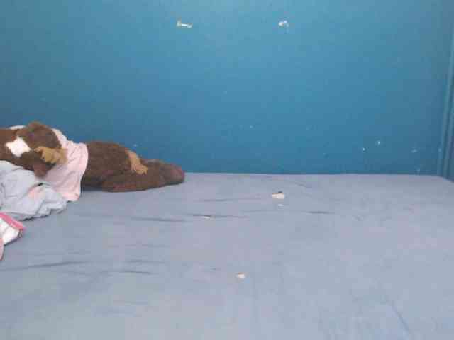 NADINNNE webcam